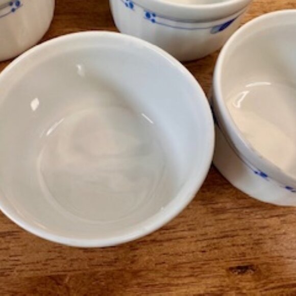 Vintage Spode Quasar Ramekins – Blue and White‎ Fine Oven China Set of 4 - Picture 6 of 7